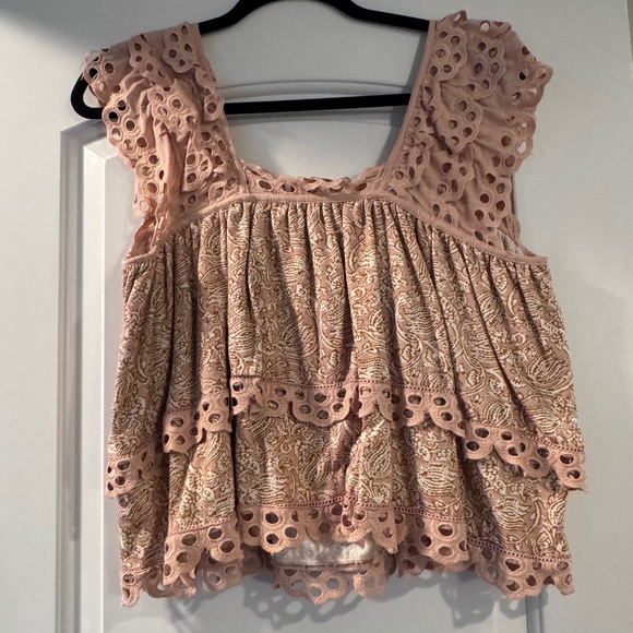 Chic Lace Trimmed Women's Blouse - Picture 2 of 3